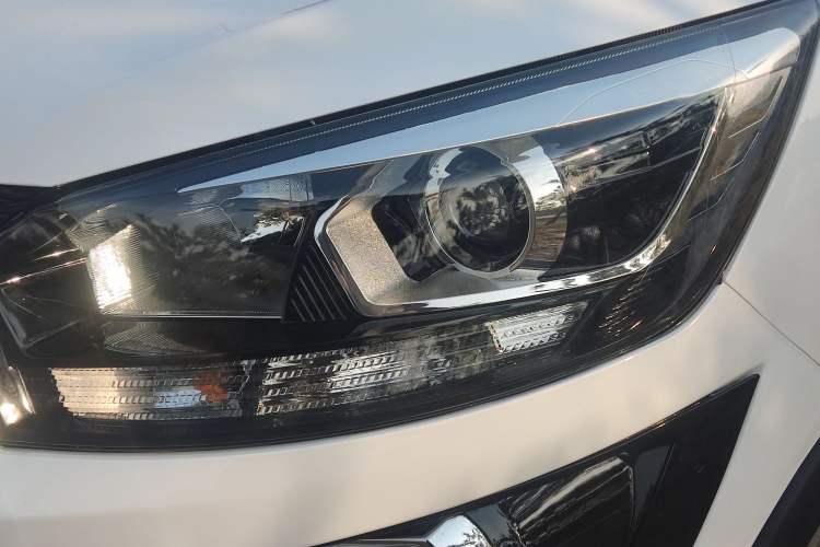 Used BAIC Senova X25 2015 1.5L manual Comfort trim level