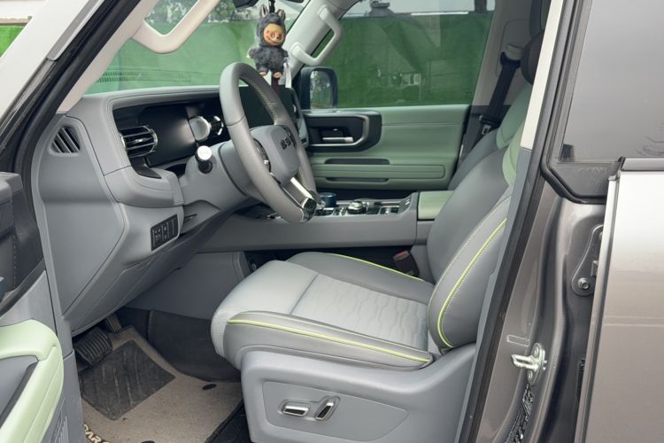 Used BAIC Off-Road BJ40 2024 2.0T All-New Blade Hero Edition Climber
