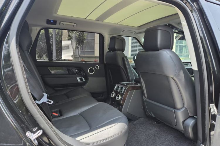 Used Land Rover Range Rover 2020 3.0 L6 Long-Wheelbase Legacy