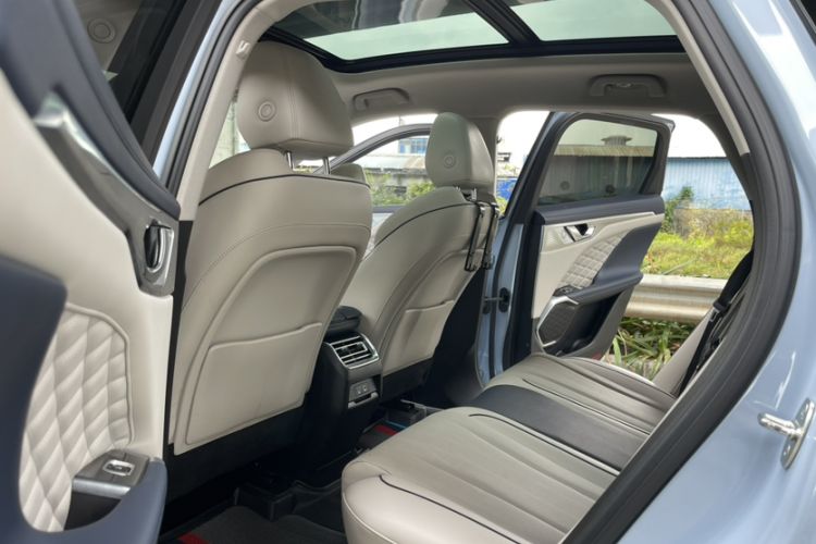 Used Wey Mocha 2021 2.0T Two-Wheel-Drive Ultra-Strong Version
