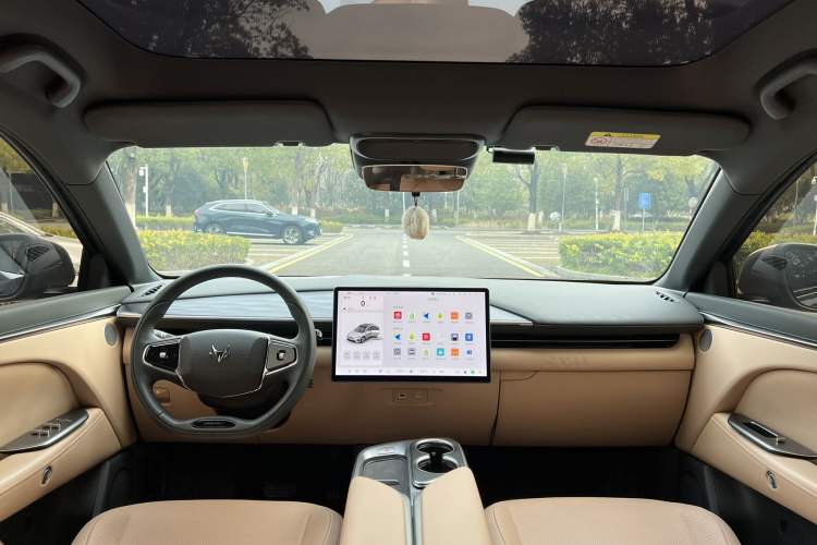 Used ARCFOX Alpha T5 2025 520 PRO
