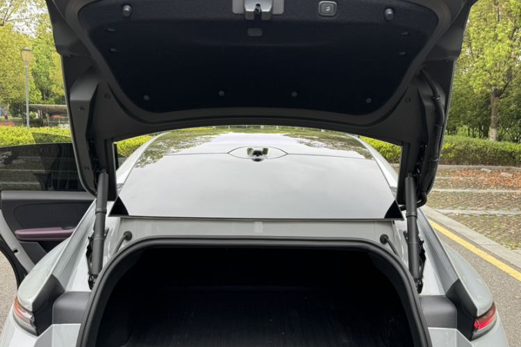 Used Nio ET5 2024 75 kWh Trunk