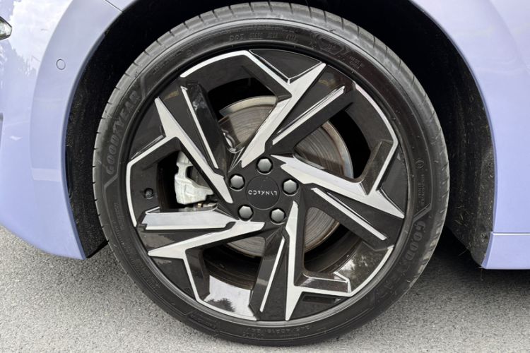 Used Lynk & Co 07 2024 EM-P 126 Long-Range Ultra
