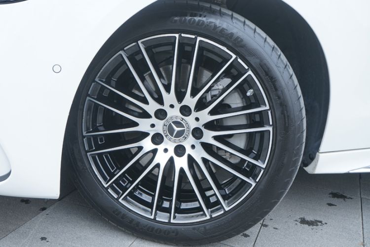 Used Mercedes-Benz C-Class 2023 Restyled C 260 L Sport Edition Exterior 2