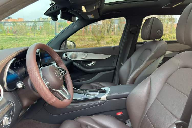 Used Mercedes-Benz GLC 2020 Facelifted GLC 260 L 4MATIC Dynamic Edition
