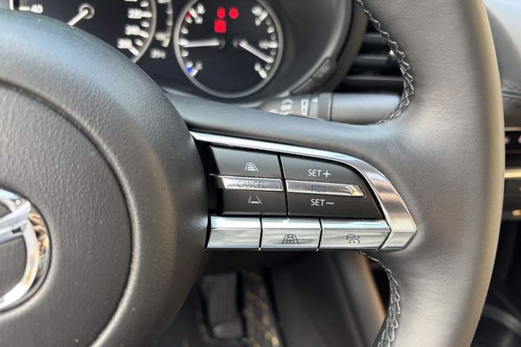 Used Mazda Mazda 3 Axela 2023 2.0L Automatic ZhiZhen Edition