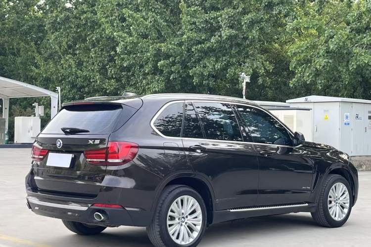 Used BMW X5 2017 xDrive28i Exterior 6
