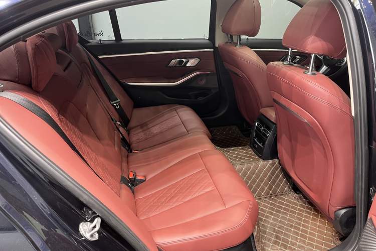 Used BMW 3 Series 2023 325Li M Sport Package Interior 3