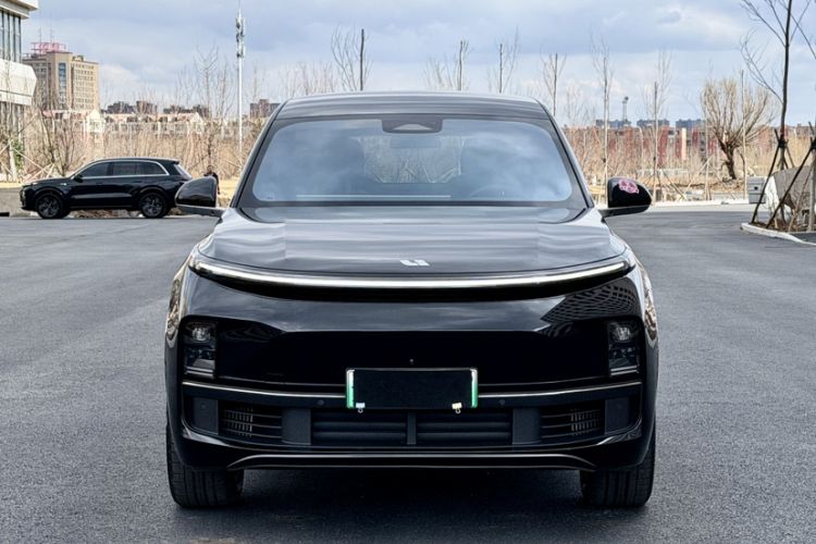 Used Li Auto L8 2023 Pro Model Exterior 5