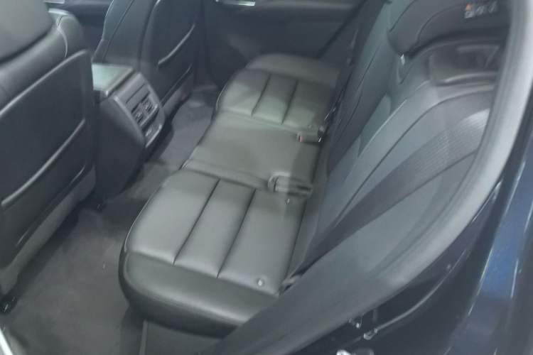 Used Cadillac XT4 2021 28T Two-Wheel Drive Leading Version
