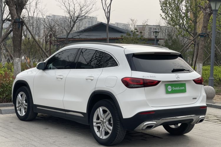 Used Mercedes-Benz GLA 2023 GLA 200 Exterior 5