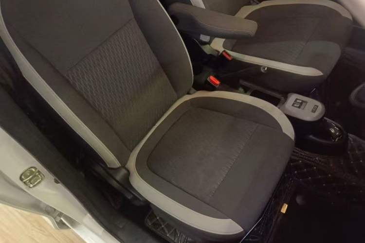 Used ORA Black Cat 2022 301km Base Version Ternary Lithium