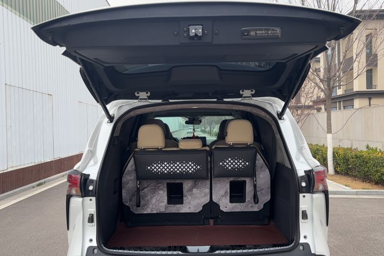 Used Toyota SIENNA 2024 2.5L Hybrid Comfort Edition