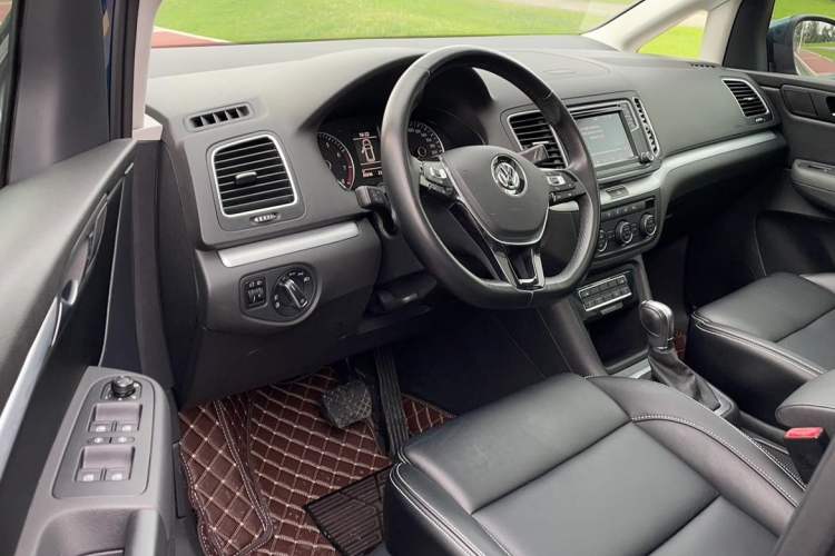 Used Volkswagen Sharan 2016 380TSI Comfort Edition 7-Seater
