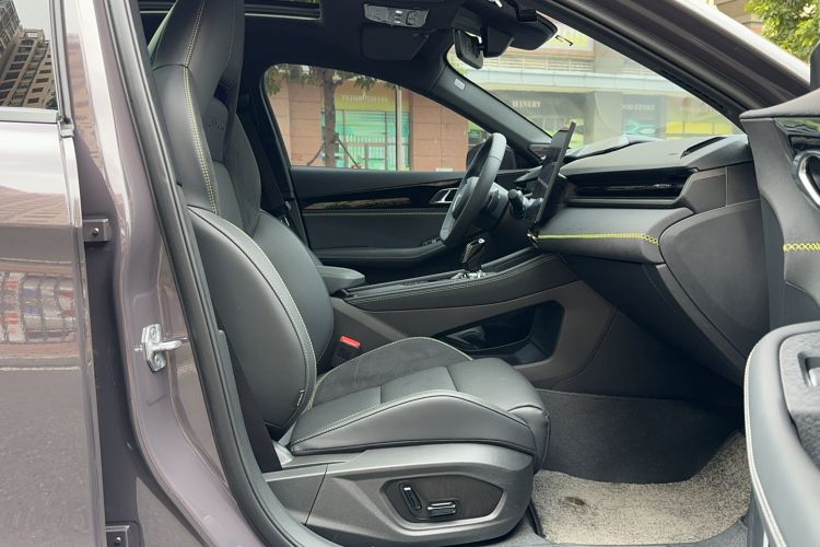 Used Lynk & Co 03 2025 1.5TD DCT Champion Edition Pro
