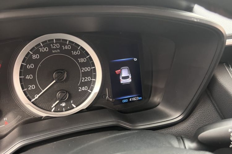 Used Toyota Corolla Cross 2022 2.0L Elite Edition Odometer Close Up