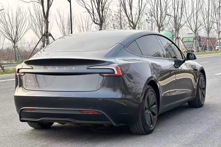 Used Tesla Model 3 2023 Rear-Wheel-Drive Version