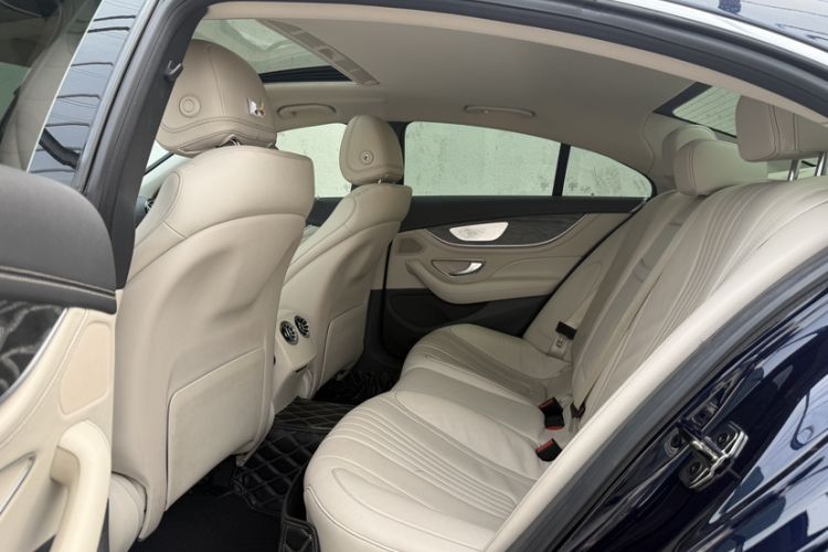 Used Mercedes-Benz CLS 2020 CLS 300 Luxury Model
