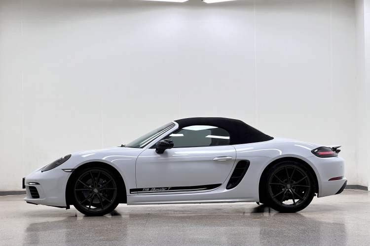 Used Porsche 718 2019 Boxster T 2.0T
