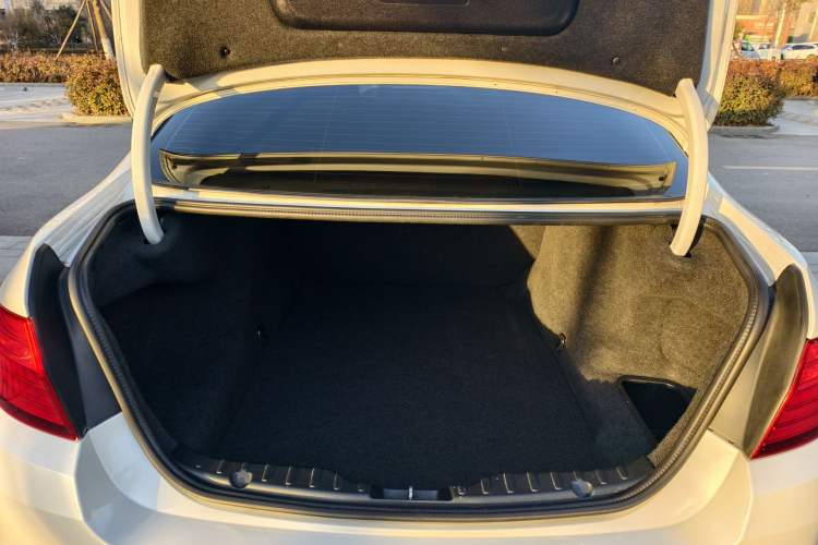 Used BMW 5 Series (Import) 2015 520i Elegant Edition