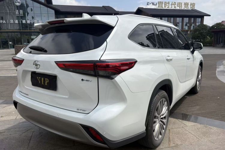 Used Toyota Highlander 2024 2.5L Smart Electric Hybrid Dual-Motor Two-Wheel-Drive Prestige Version 7 Seats
