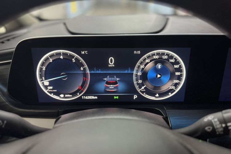 Used Buick GL8 2022 ES Landtrek 653T Comfort Edition Odometer Close Up