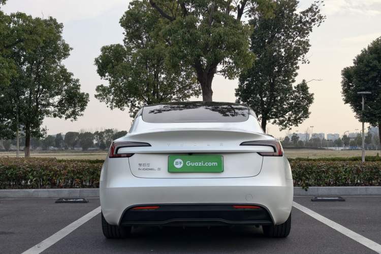 Used Tesla Model 3 2023 Rear-Wheel-Drive Version
