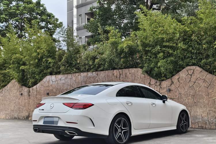 Used Mercedes-Benz CLS 2021 CLS 300 Luxury Model Exterior 3