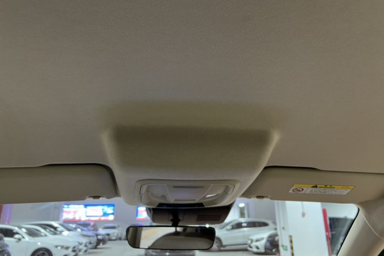 Used ORA Good Cat 2022 400km Standard Range Luxury Version Lithium Iron Phosphate