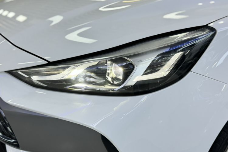 Used MG 5 2022 300TGI DCT Chao Yue Luxury Edition