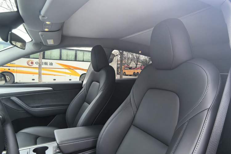 Used Tesla Model Y 2024 Rear-Wheel-Drive Version