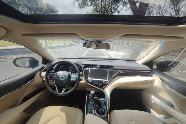 Used Toyota Camry 2019 2.0E Elite Edition China VI Standard Interior 6