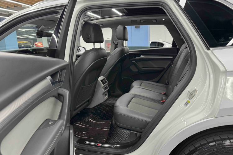 Used Audi Q5L 2018 45 TFSI Prestige Fashion Edition China V Emission Standard Interior 5