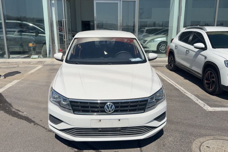 Used Volkswagen Jetta 2017 1.4L Manual Fashion Edition
