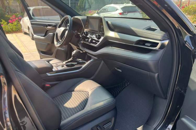 Used Toyota Crown Kluger 2021 2.5L HEV Four-Wheel Drive Luxury Edition