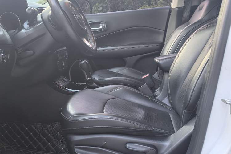 Used Jeep Compass 2019 220T Automatic Family Edition