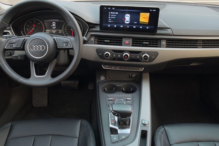 Used Audi A4L 2017 Plus 40 TFSI Ambition Model
