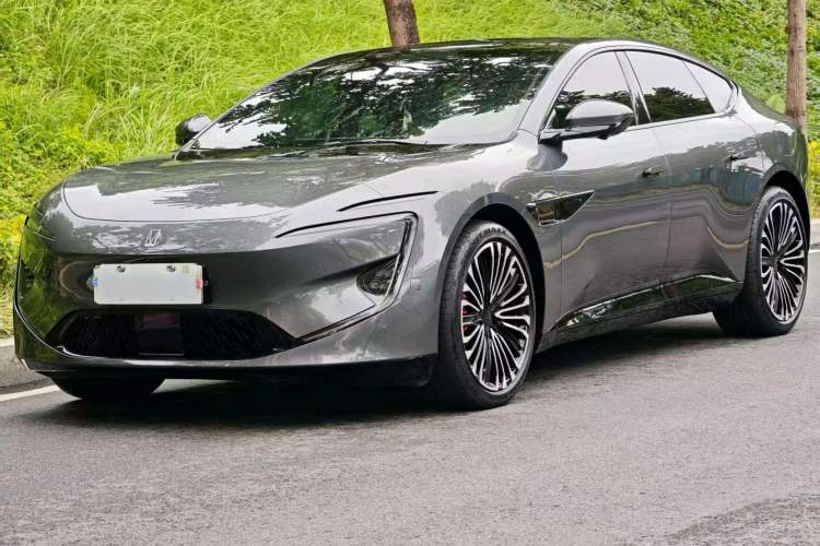 Used Avatr 12 2025 Ultra Extended-Range Edition