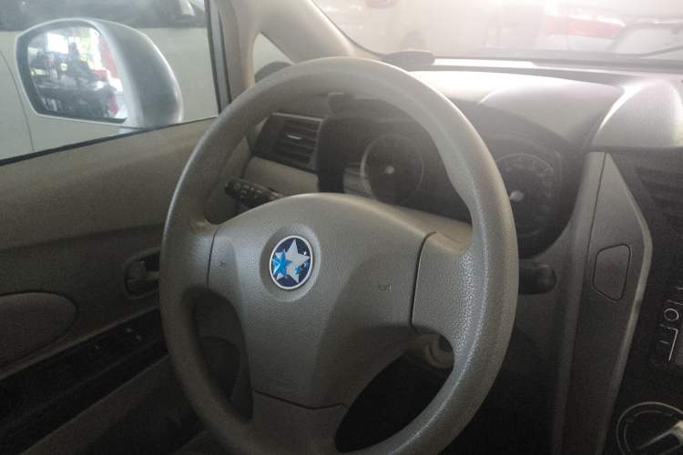 Used Venucia D50 2015 1.6L Automatic Fashion Edition
