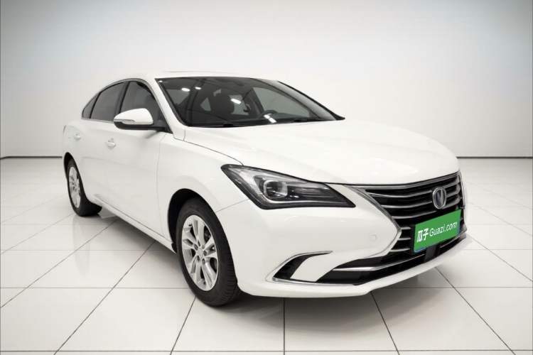 Used Changan Eado 2019 High-Energy Edition 1.6L GDI Manual Pioneer Model China VI Standard