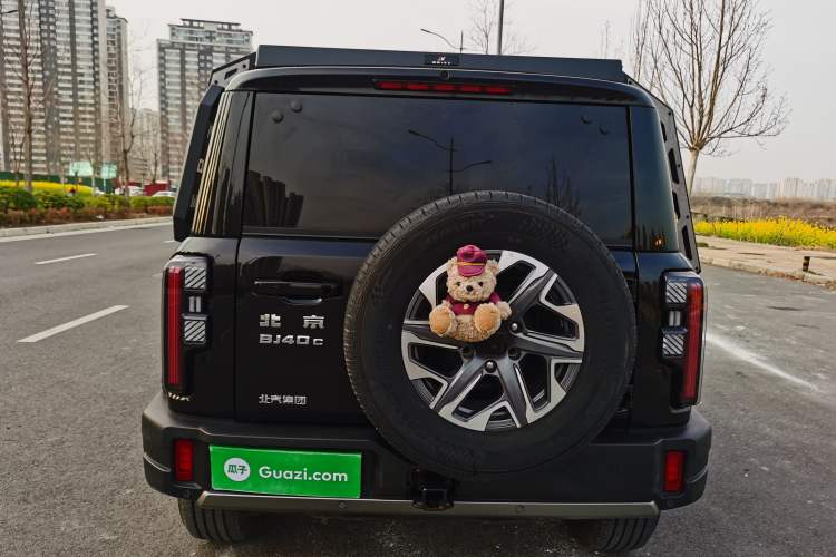 Used BAIC Off-Road BJ40 2024 2.0T All-New Urban Hunter Edition Chivalrous Style Exterior 4