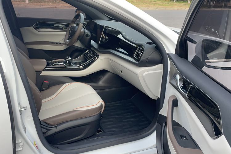 Used BYD Qin PLUS 2023 Champion Edition DM-i 55KM Superior Model
