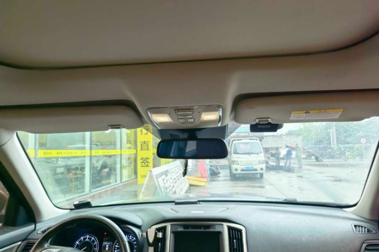 Used Changan CS95 2018 2.0T Four-Wheel Drive Glory Edition