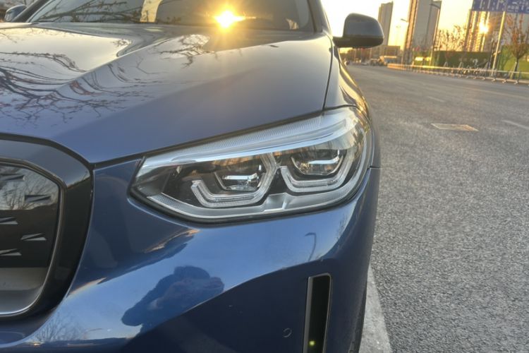 Used BMW iX3 2021 Updated Leading Edition
