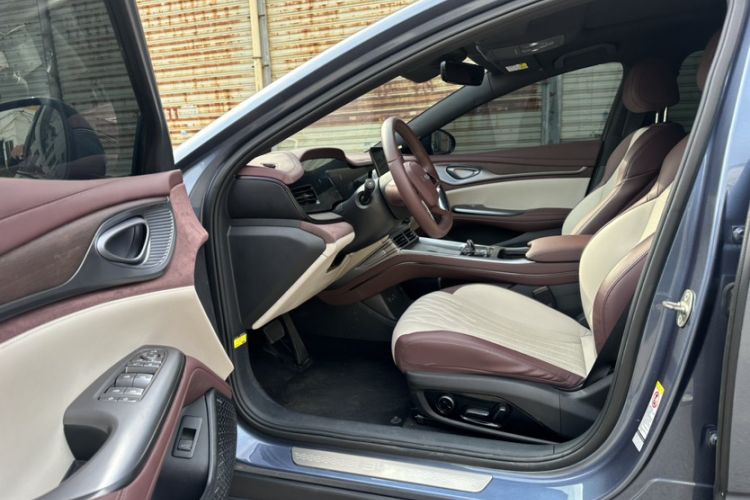 Used BYD Seal 2023 DM-i 1.5T 121km Flagship Model
