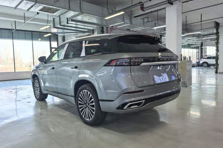 Used Chery Tiggo 9 2025 2.0T Dual-Clutch Two-Wheel Drive Comfort Edition 5 Seats
