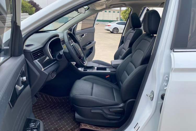 Used Sinotruk VGV U70 2020 1.5T Automatic Smart Luxury Edition 5 Seats
