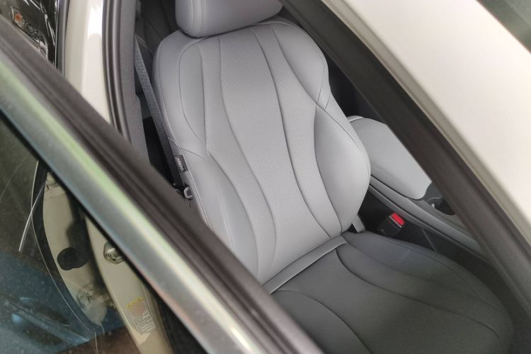 Used BYD Seal 07 DM-i 2025 Intelligent Driving Version DM-i 1.5L 125 km Prestige Edition Interior 5