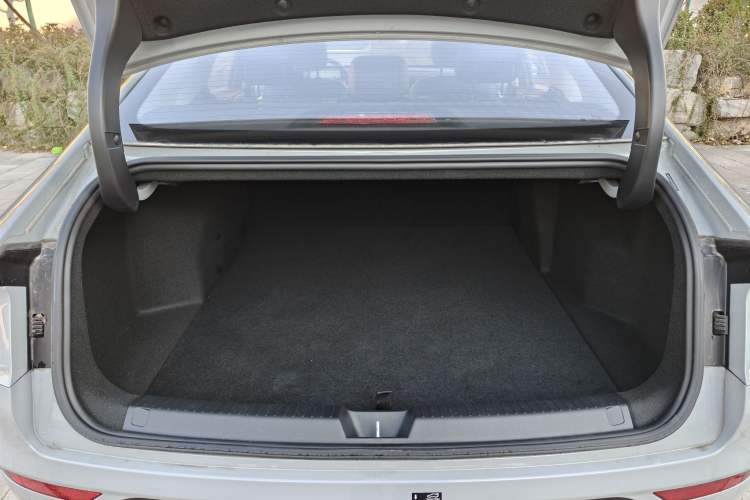 Used Wuling Xingguang 2024 Co-Creation Edition 510 Advanced Model