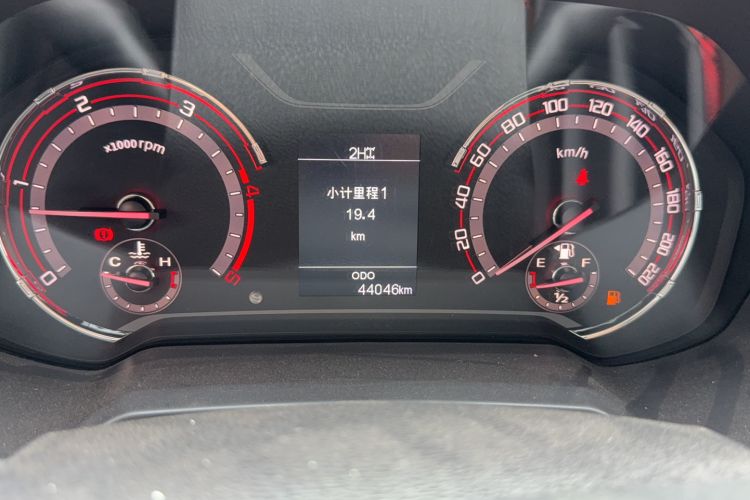 Used SAIC MAXUS T70 2020 2.0T Diesel Manual 4x4 Australian Version with Long Bed and High Ground Clearance
